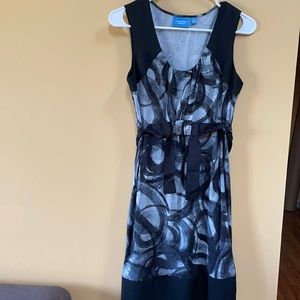 SIMPLY VERA VERA WANG Black&White Dress Size Small